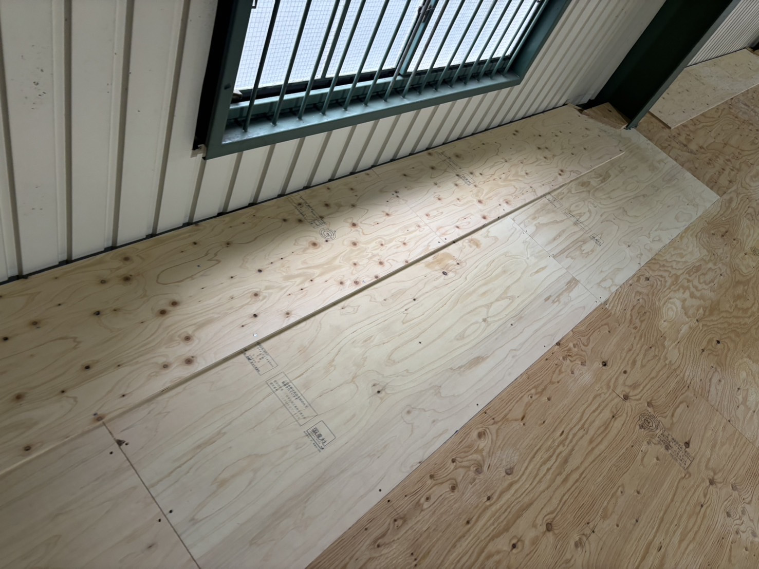 埼玉県戸田市美女木　棚構造体工事　After(仕上げ)