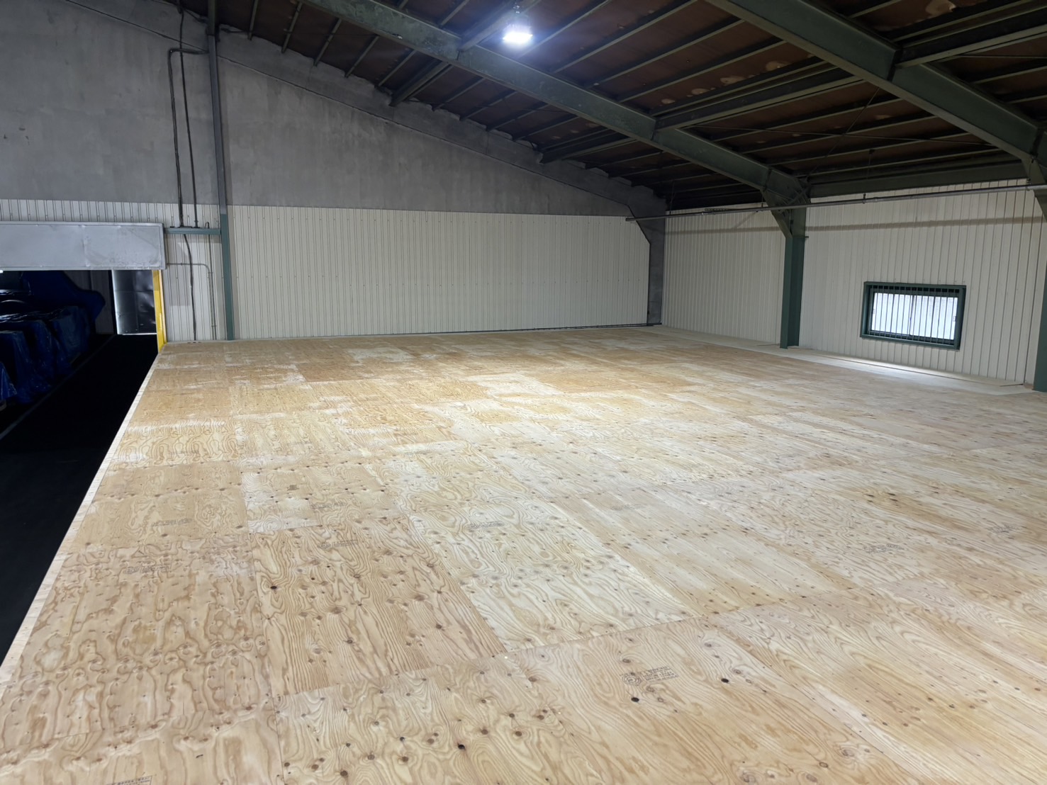 埼玉県戸田市美女木　棚構造体工事　After(仕上げ)