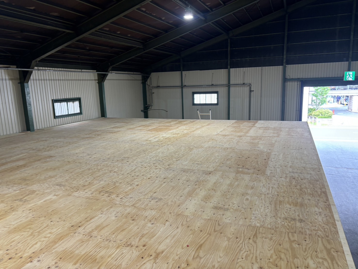 埼玉県戸田市美女木　棚構造体工事　After(仕上げ)