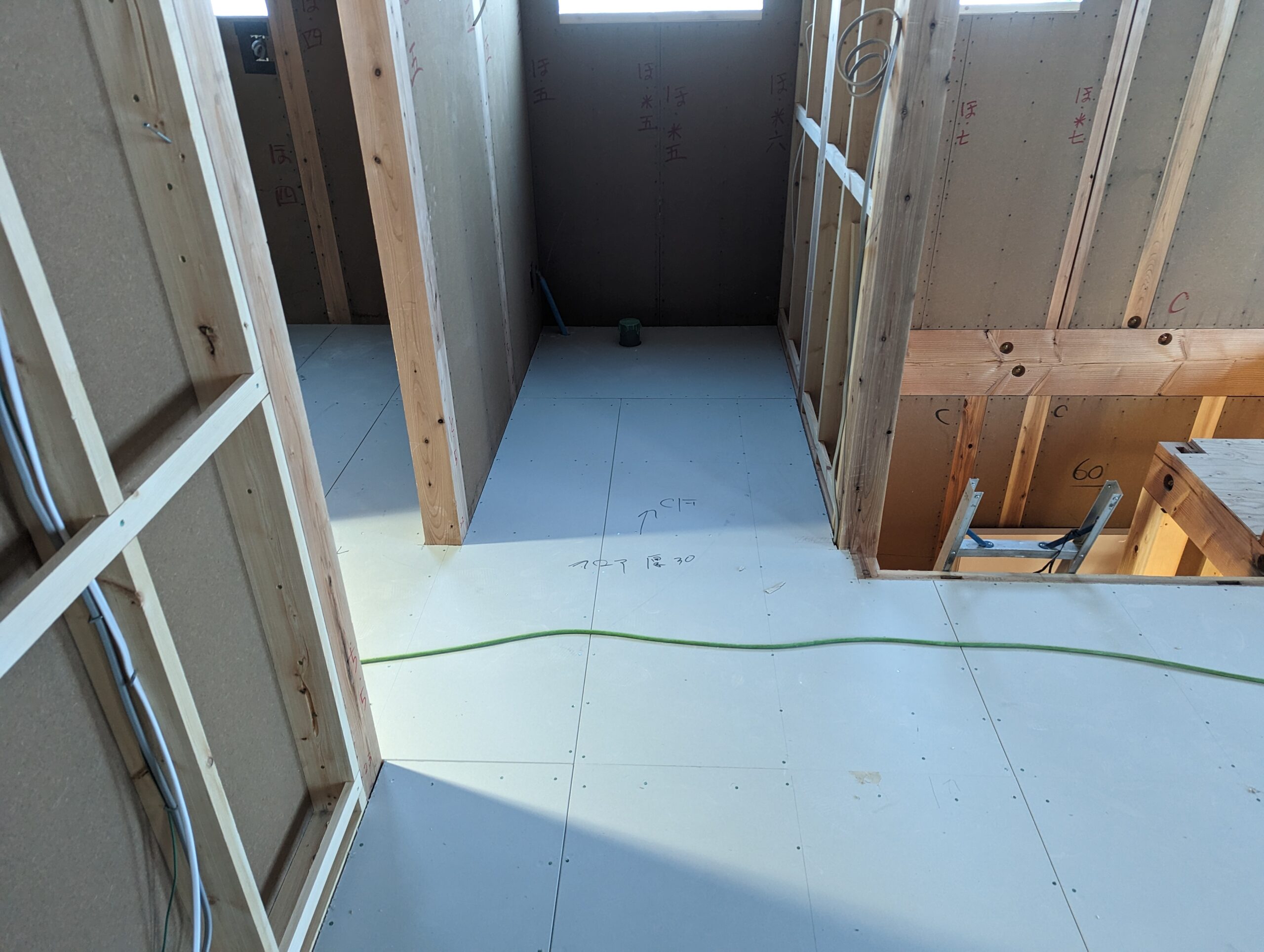 H田様邸 新築工事 内部工事