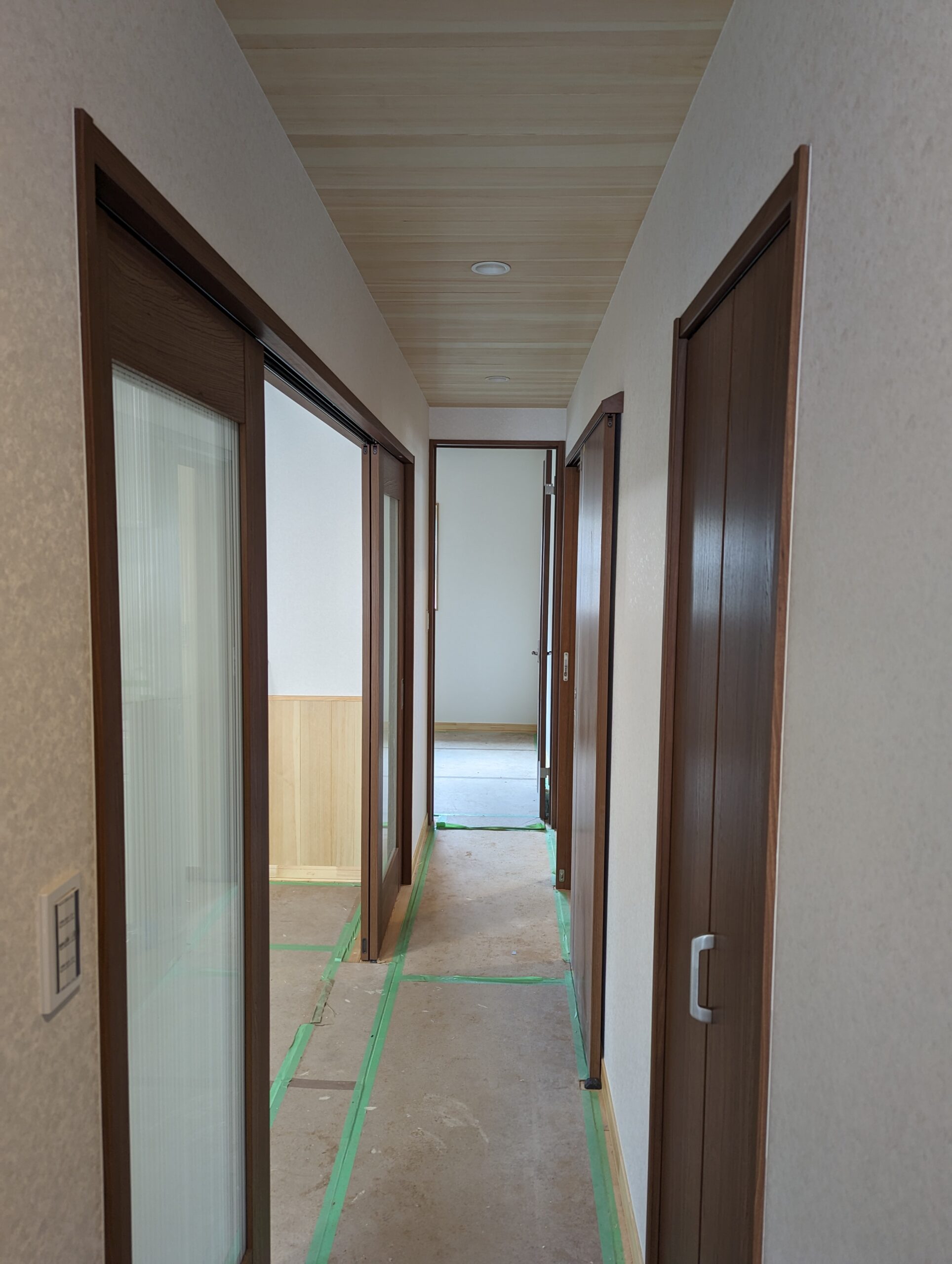 H田様邸 新築工事 クロス工事