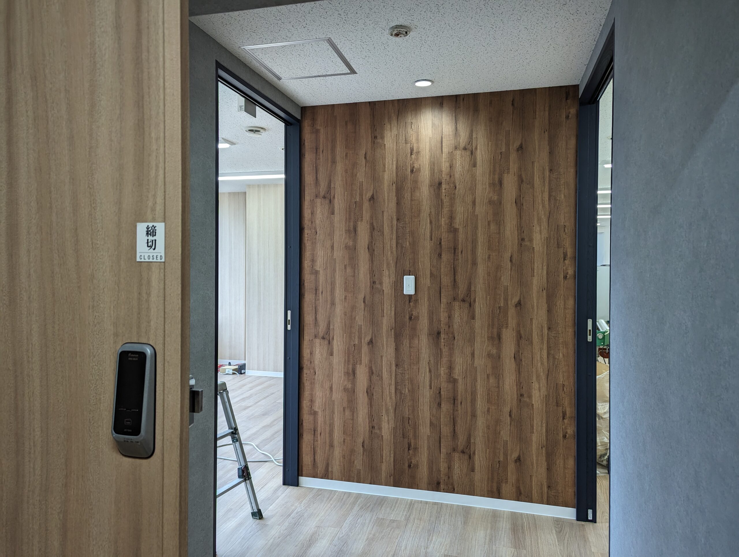 神奈川県横浜市桜木町　店舗間仕切り壁解体及び復旧工事 復旧後