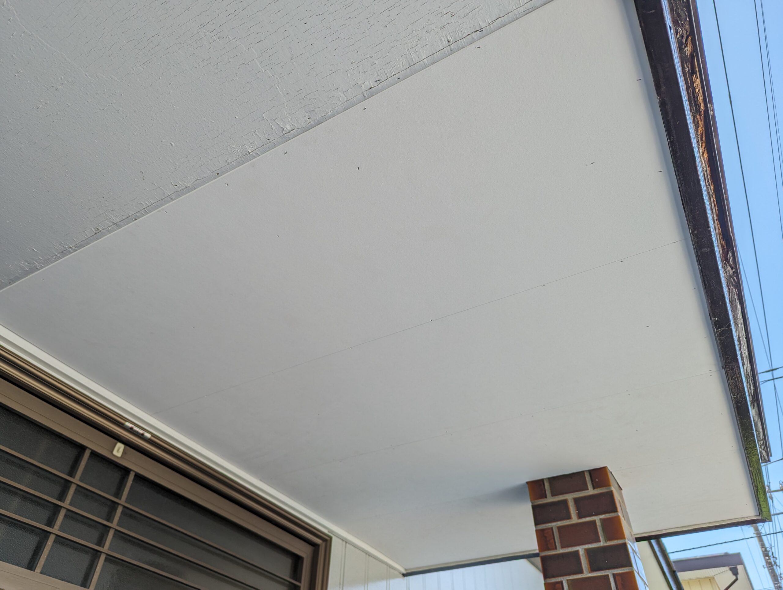 H山様邸 軒天補修及び塗装工事　軒天工事