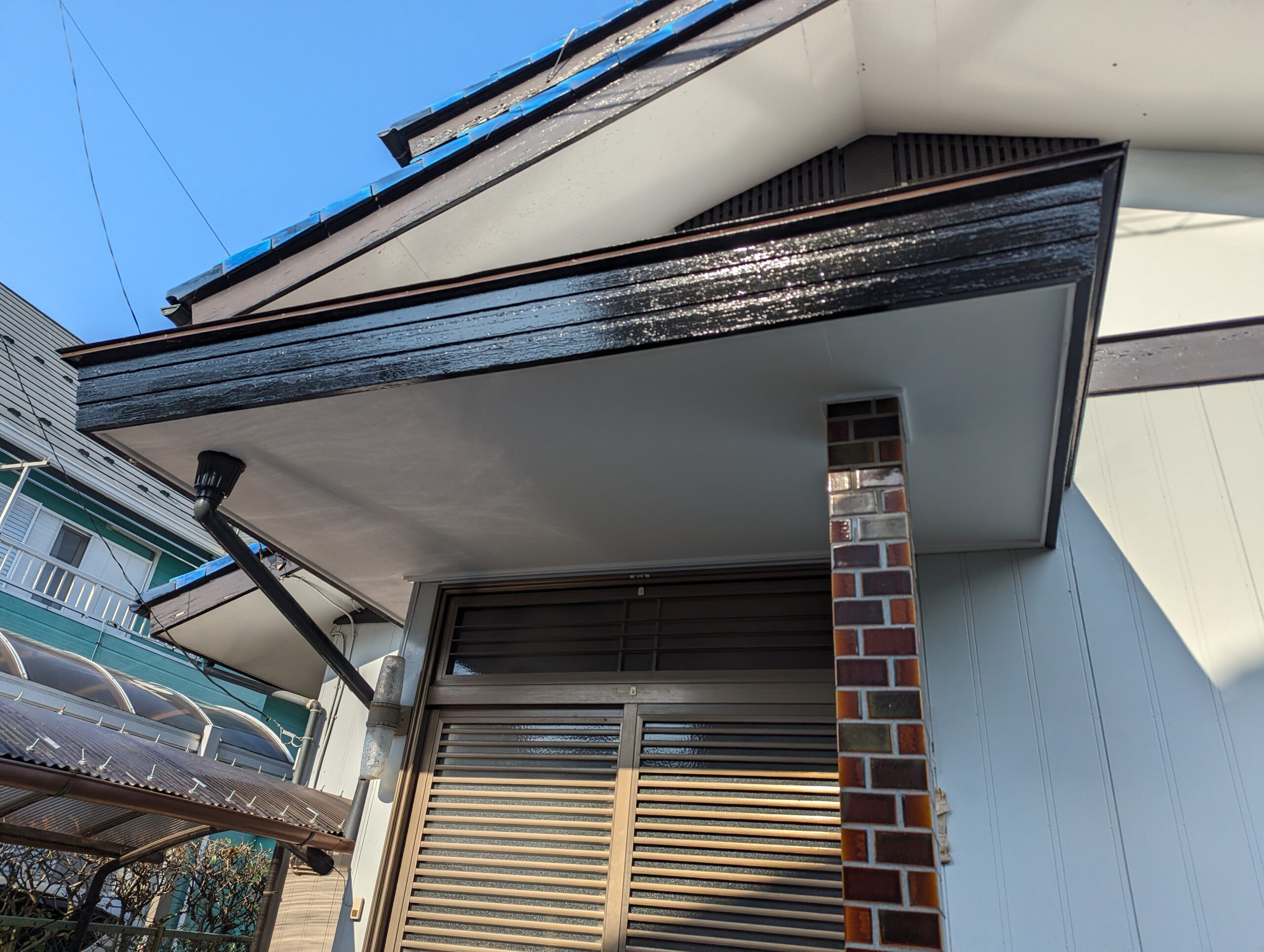 H山様邸 軒天補修及び塗装工事　塗装工事後