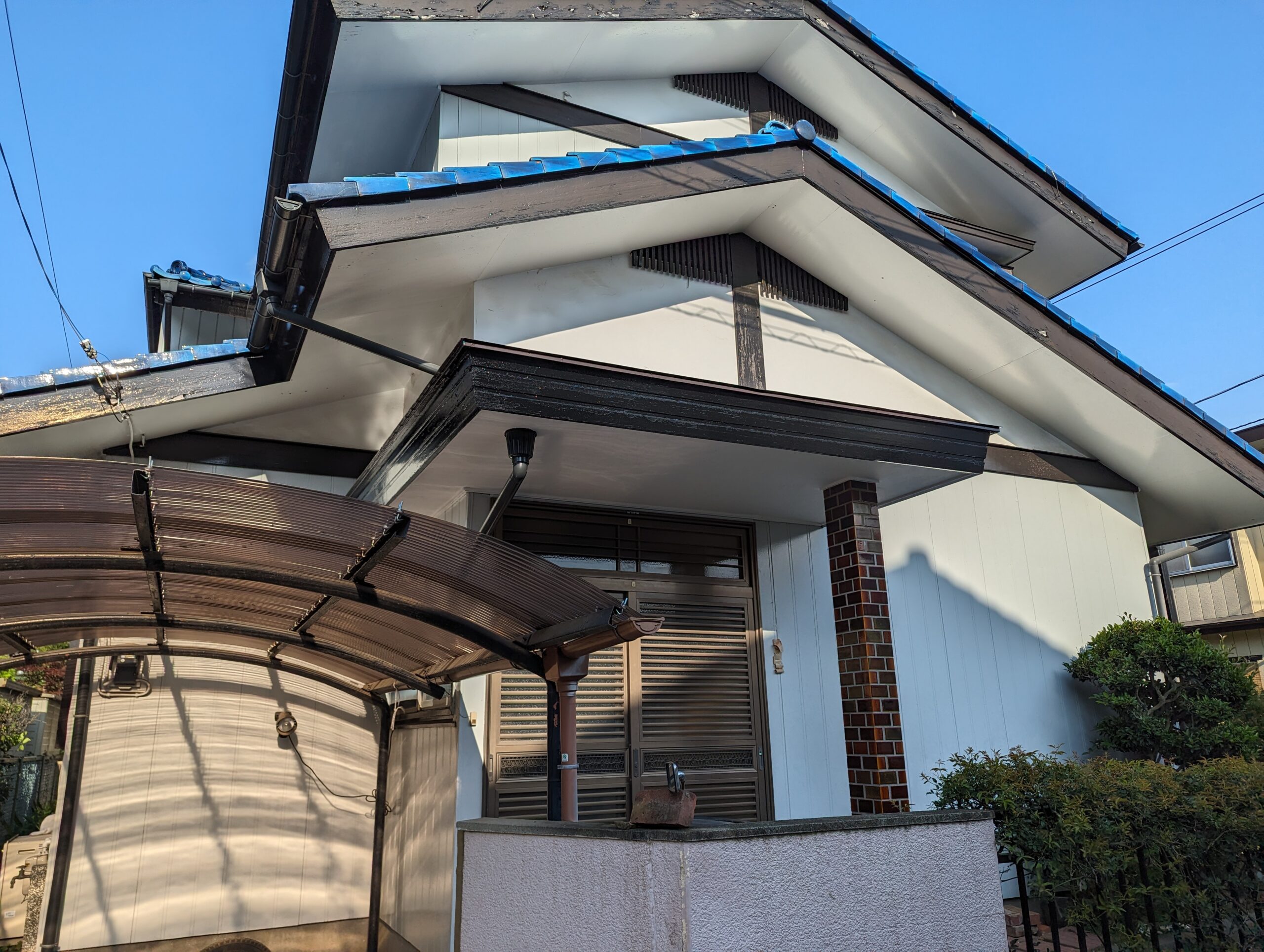 H山様邸 軒天補修及び塗装工事　塗装工事後