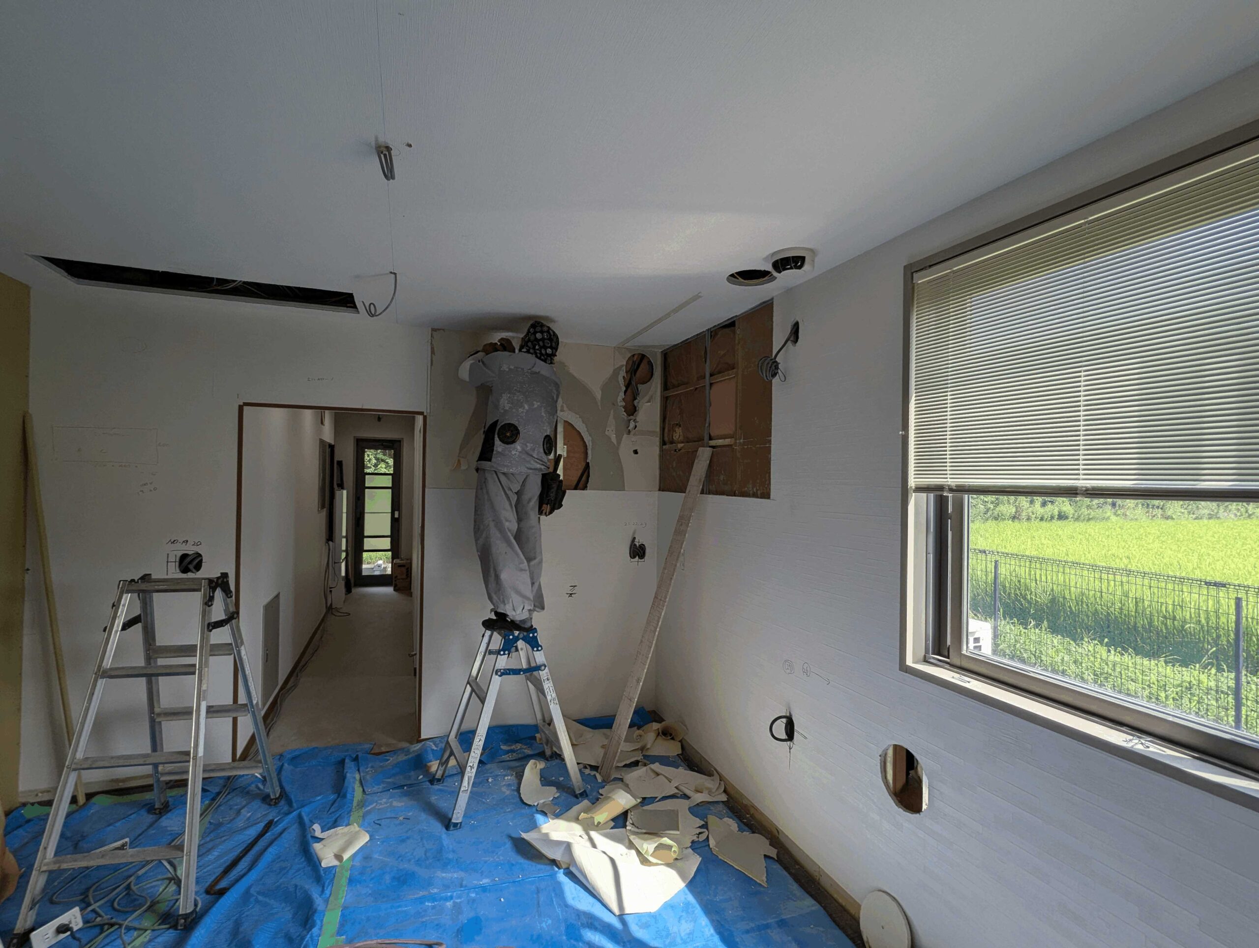 栃木県那須塩原市西那須野町　間仕切り工事　木工事