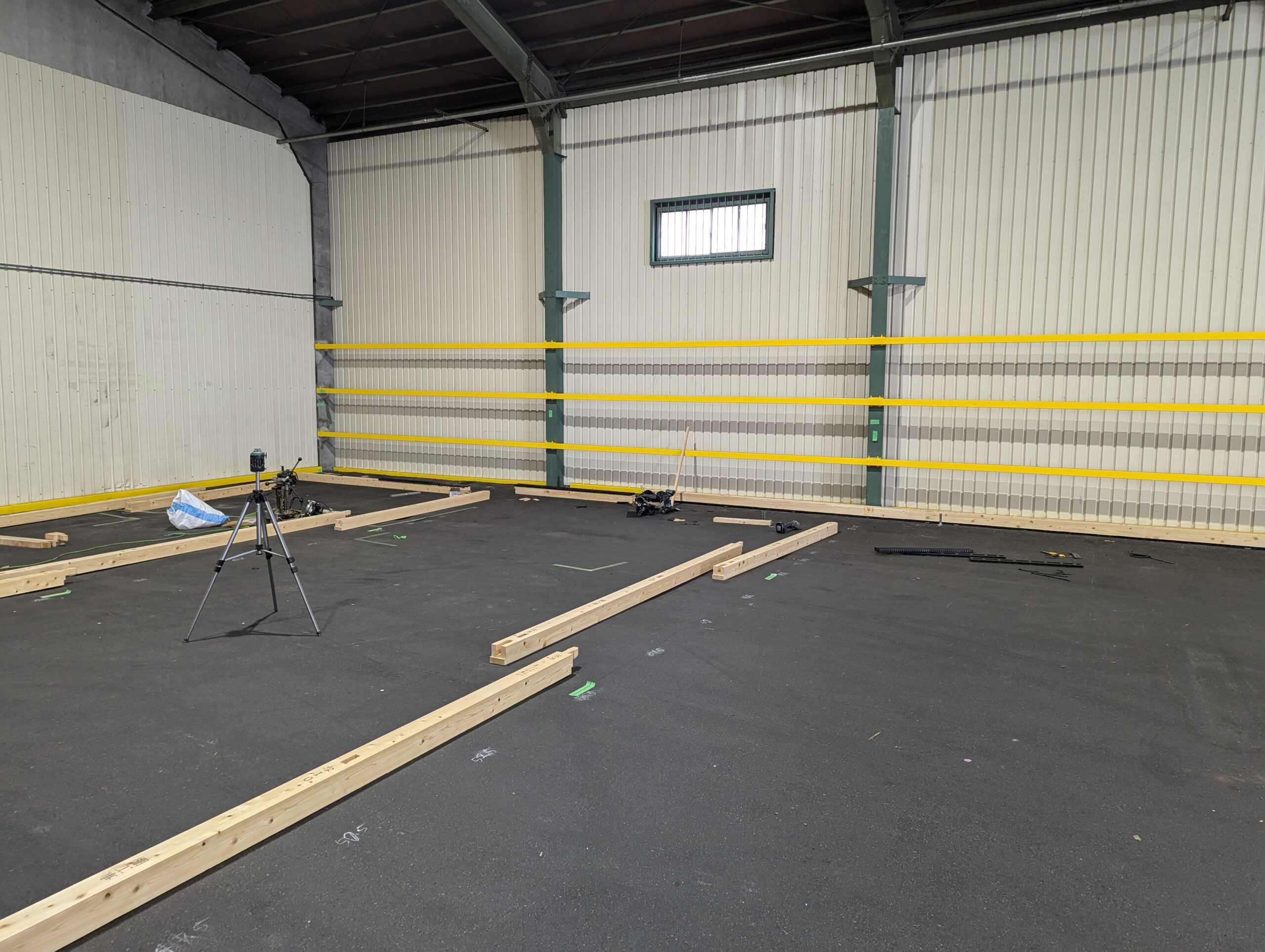 埼玉県戸田市美女木　棚構造体工事　Before(木工事)