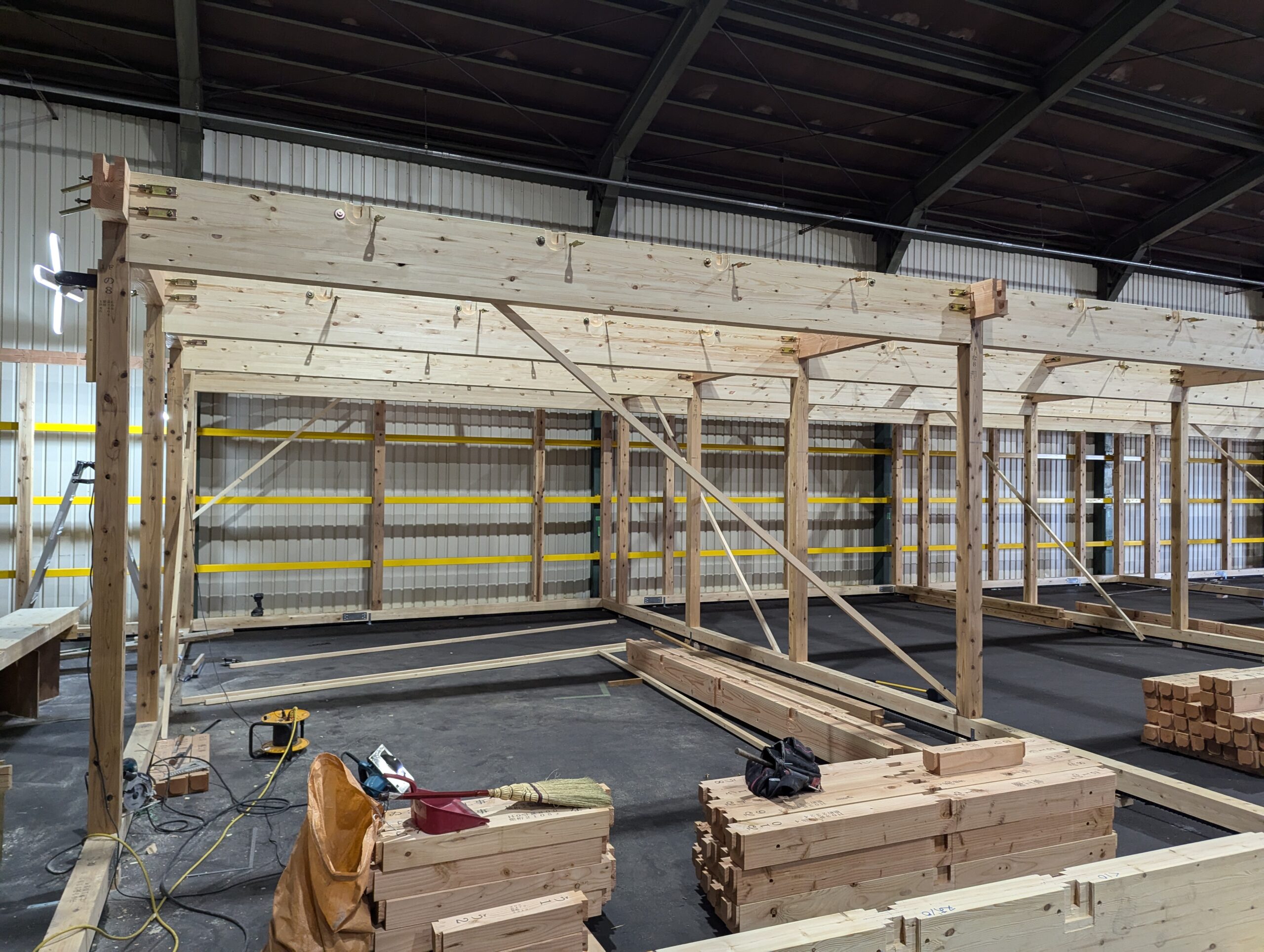 埼玉県戸田市美女木　棚構造体工事　Before(木工事)