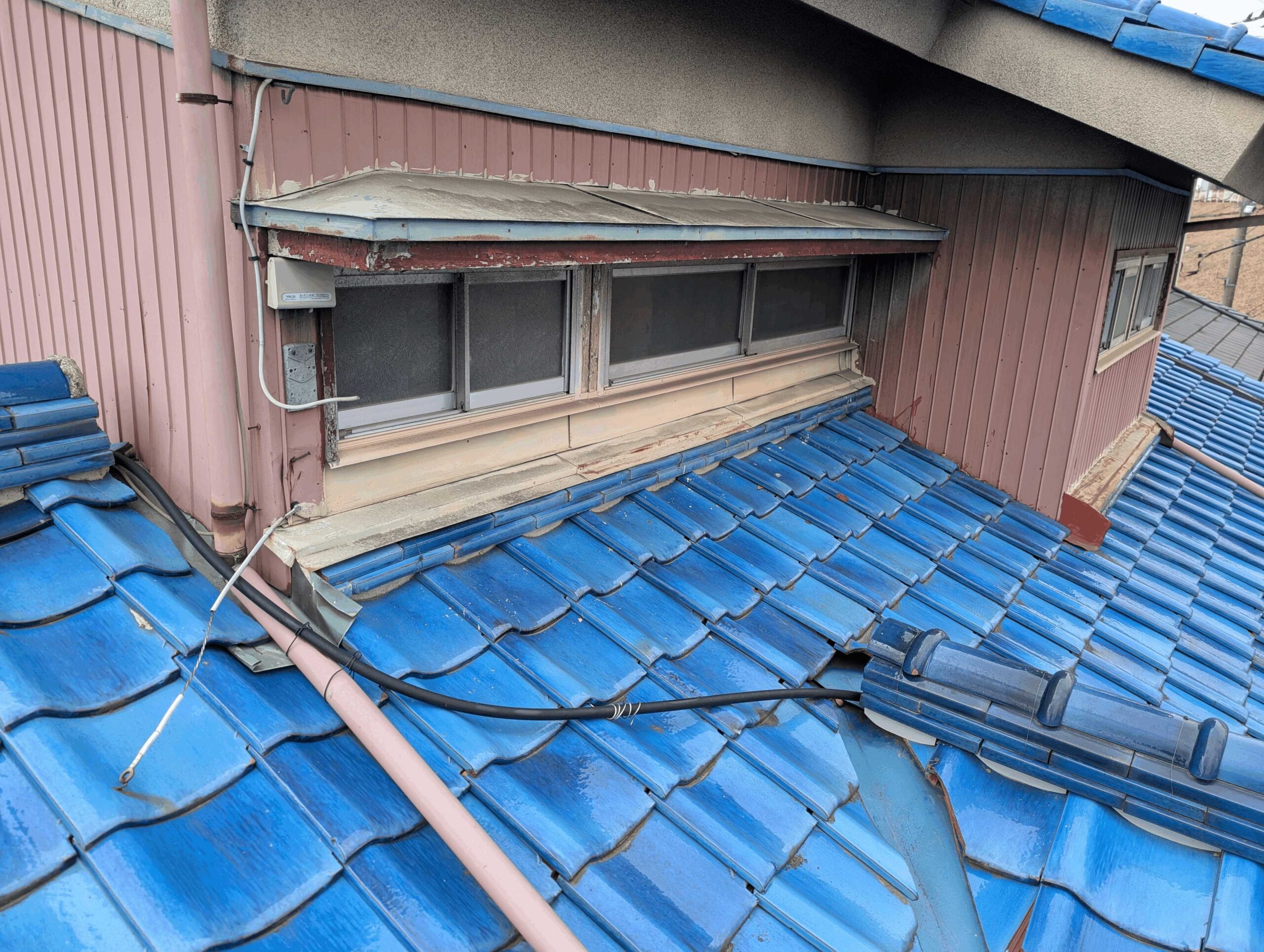 E様邸 屋根葺き替え工事　工事前