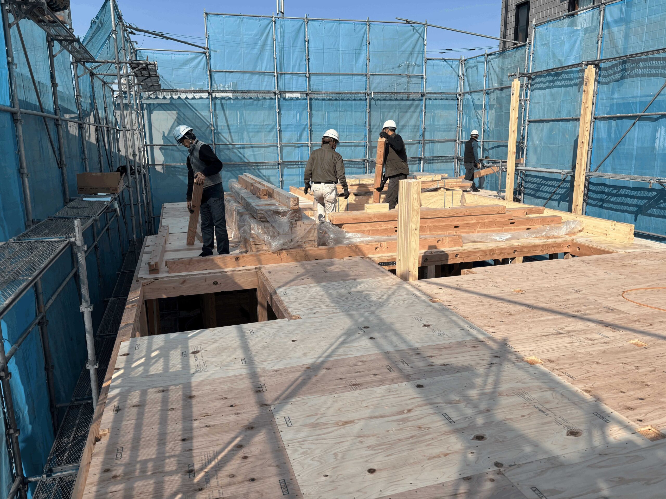 N様邸 共同住宅工事　建方工事