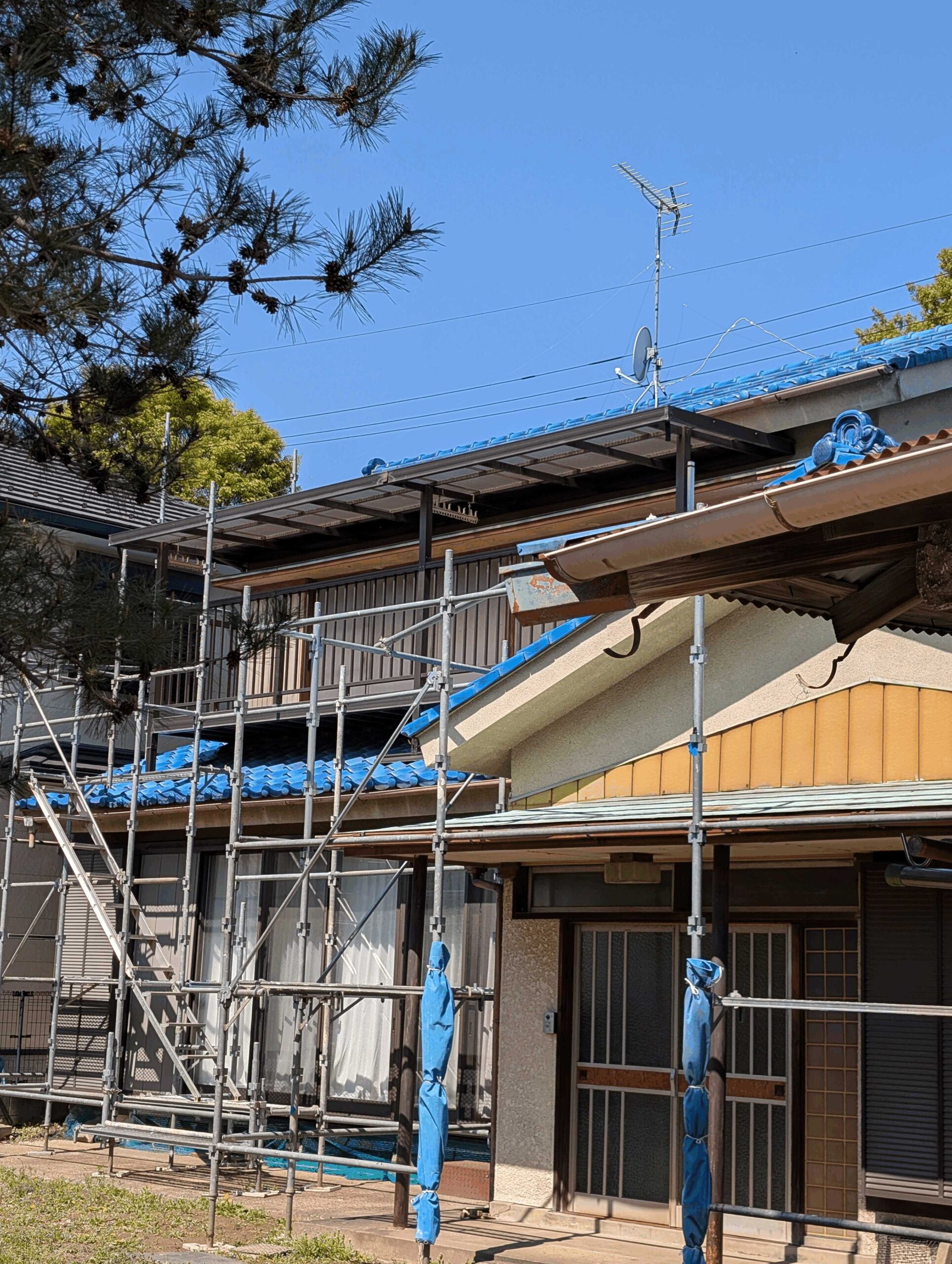E様邸 屋根葺き替え工事　解体工事