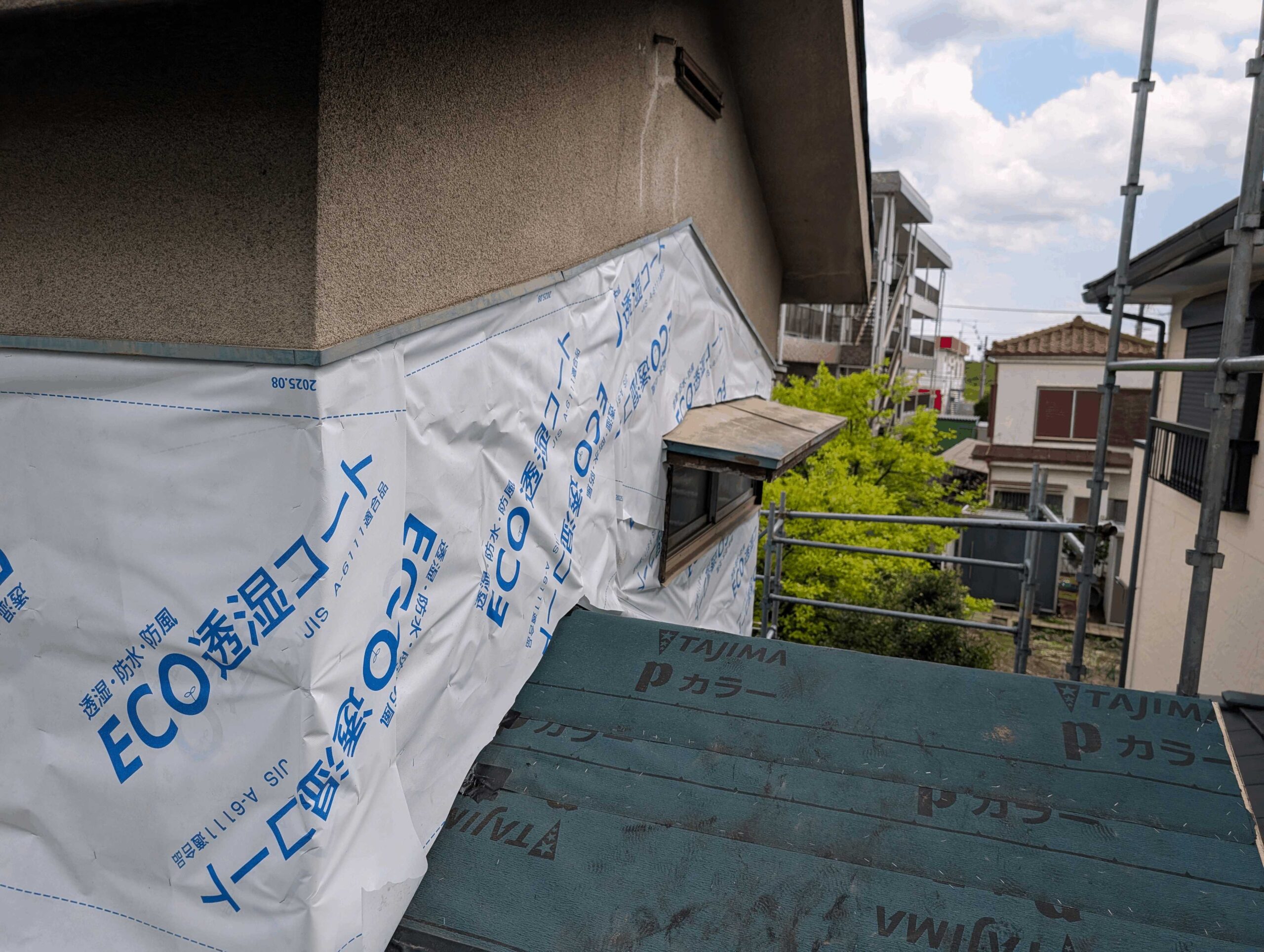 E様邸 屋根葺き替え工事　壁下地工事